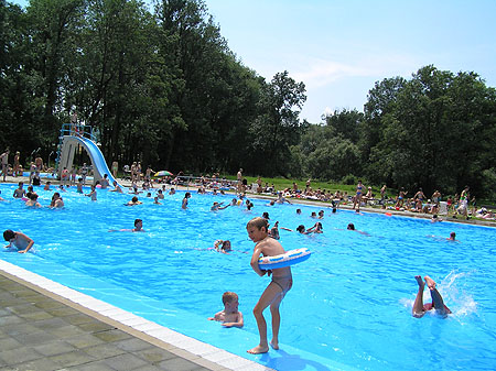 město a okolí