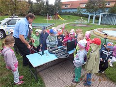 Městská policie Otrokovice v Mateřské školce Kvítkovice