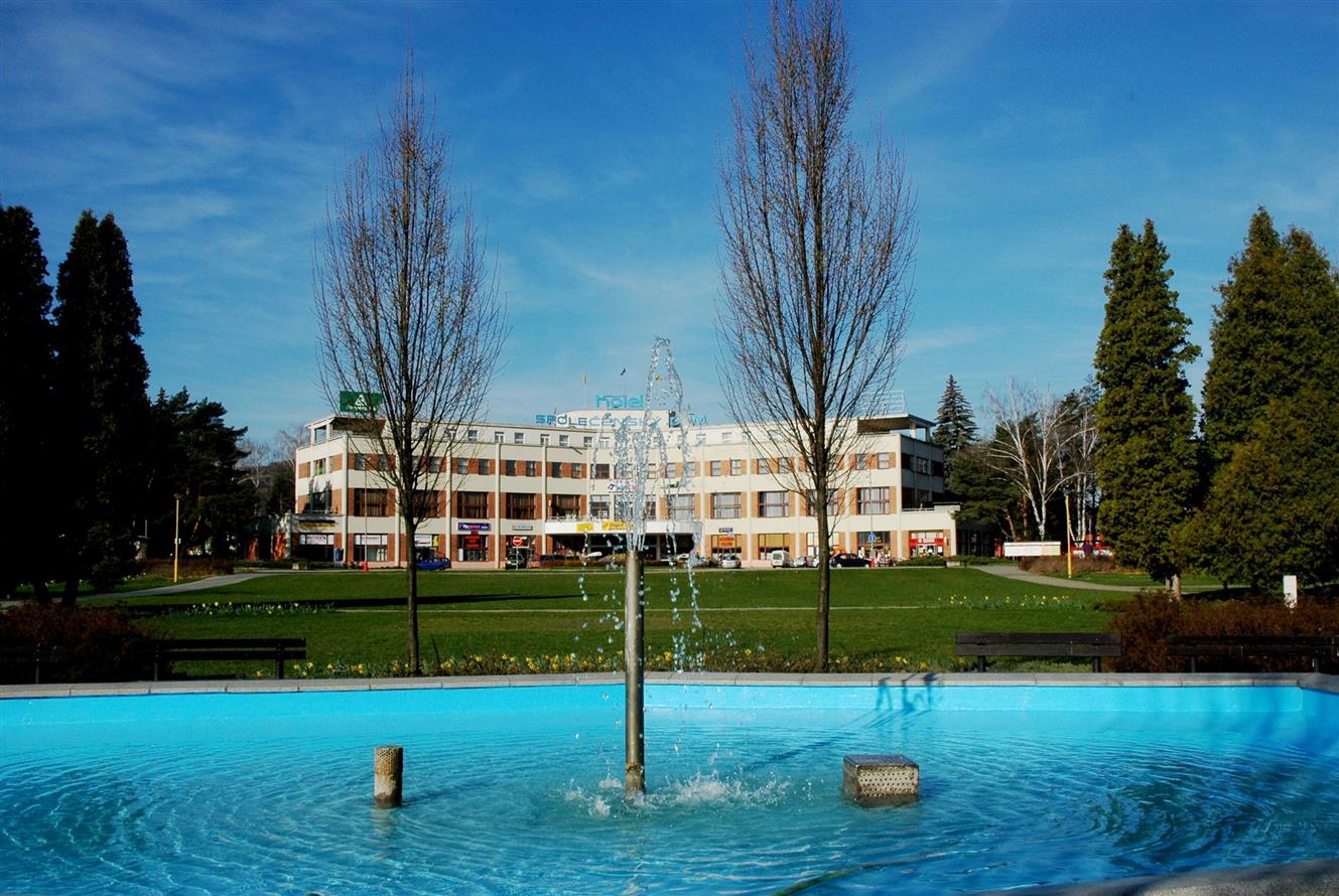 Hotel Baťov - Společenský dům