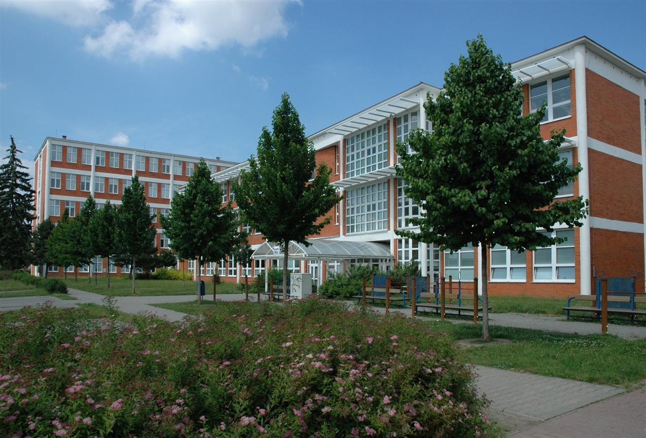 ZŠ Mánesova