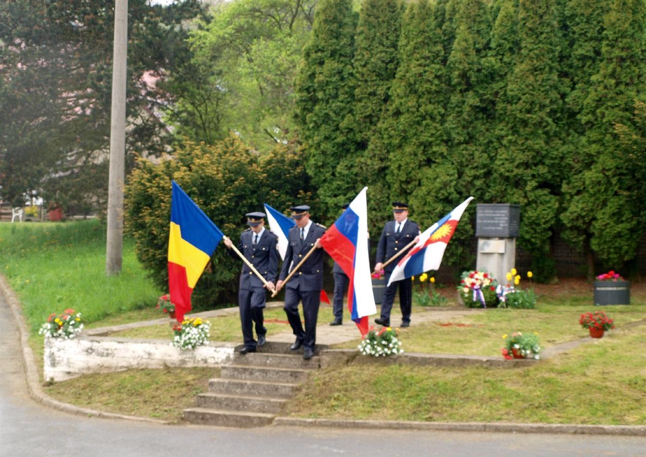 054 - 72. výročí osvobození