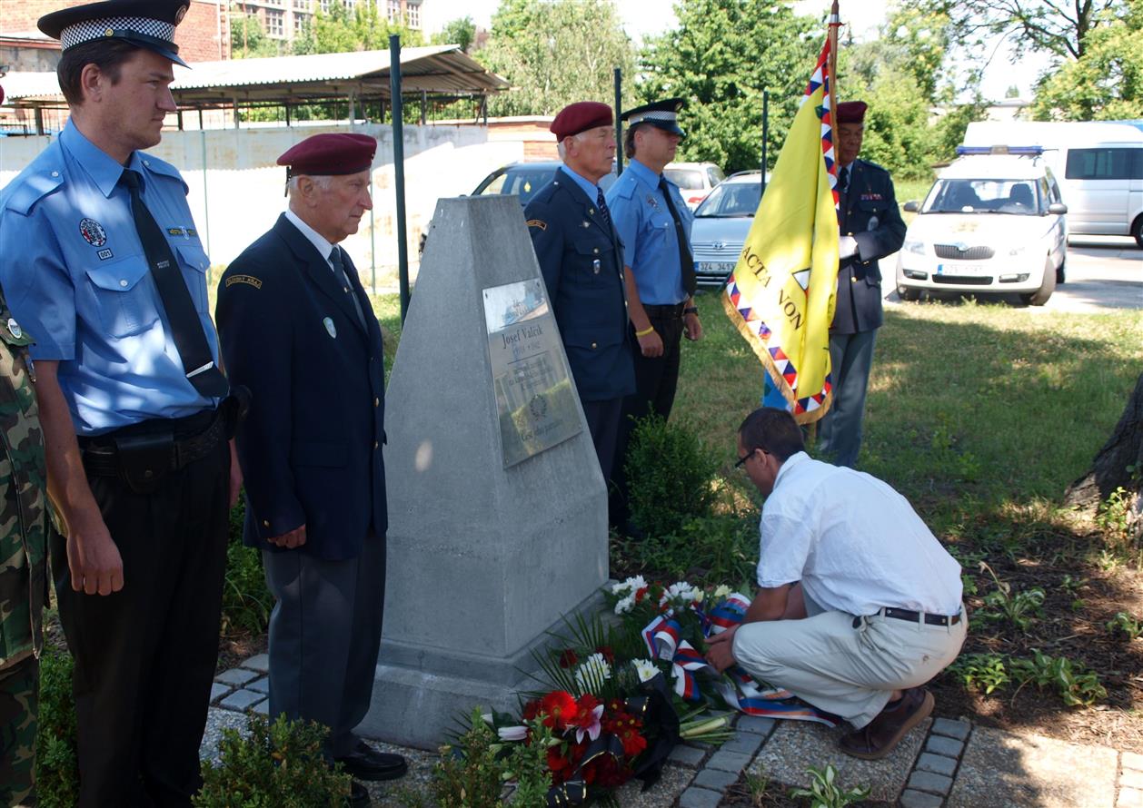 15 Valčík