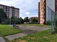 řešení asfaltového hřiště v lokalitě Horní střed 1